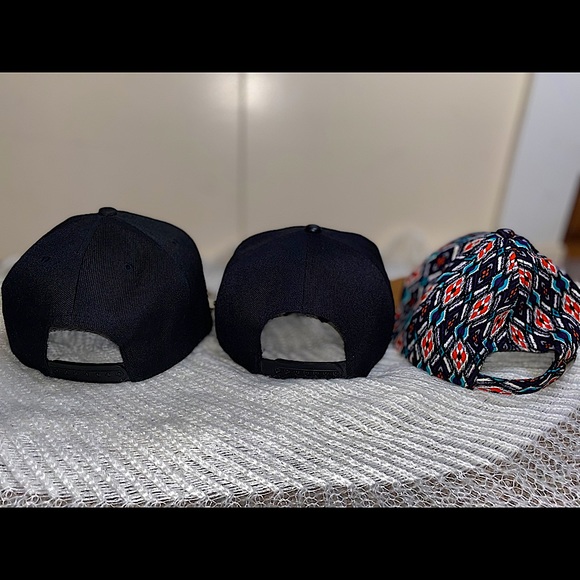 ❗️SALE❗️✨Brand New 3 Hats Bundle✨ - Picture 6 of 6